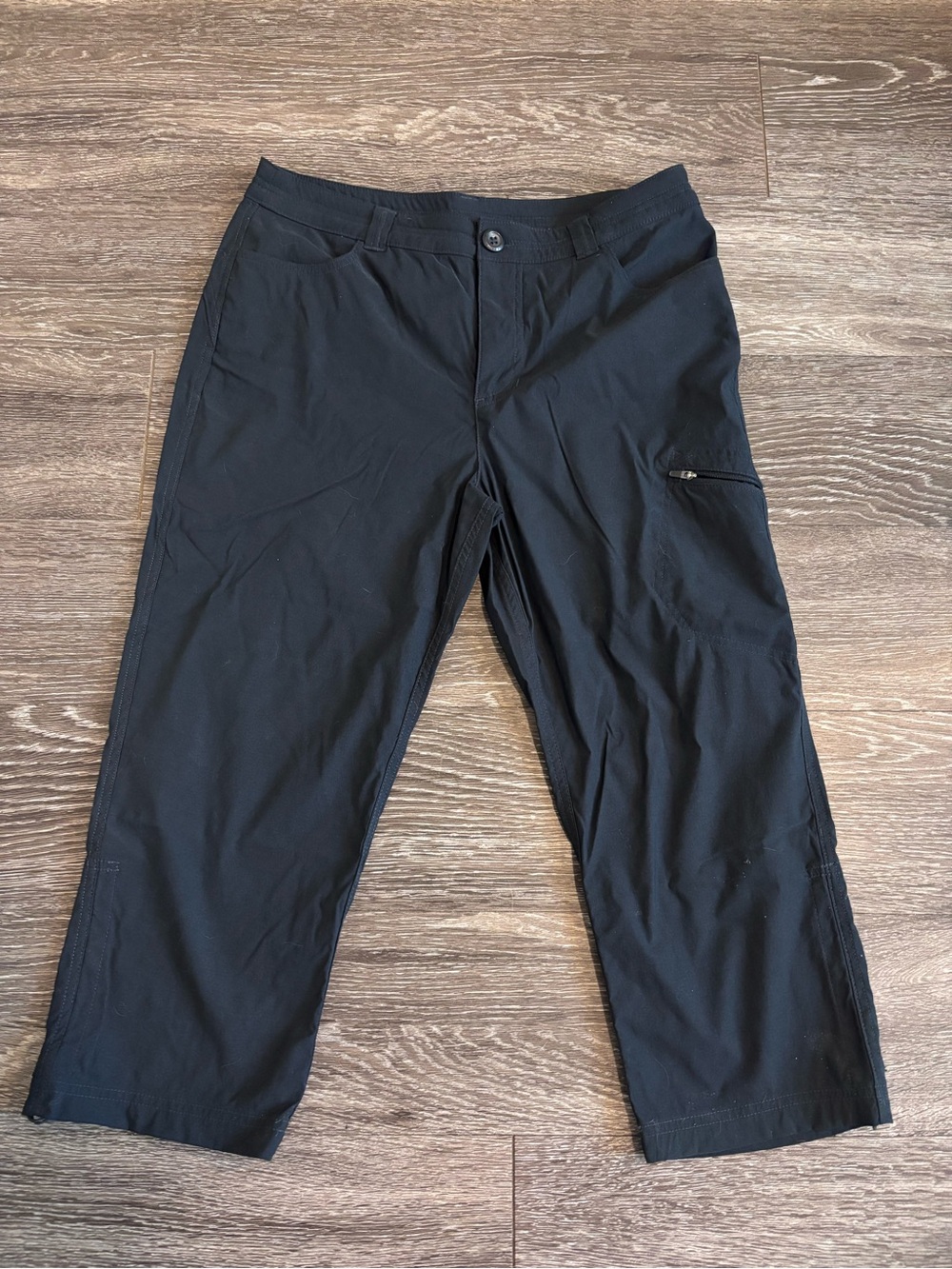 Eddie Bauer Black Cropped Hiking Pants Size 6 Zip Thigh Pocket